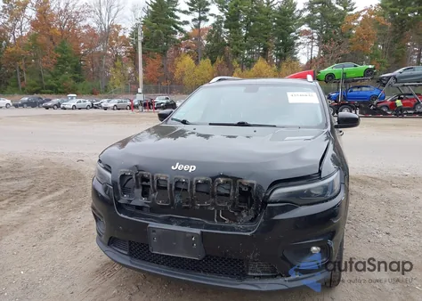 2019 Jeep Cherokee Latitude Plus 4X4 из США, поврежденный, VIN 1C4PJMLB9KD194734